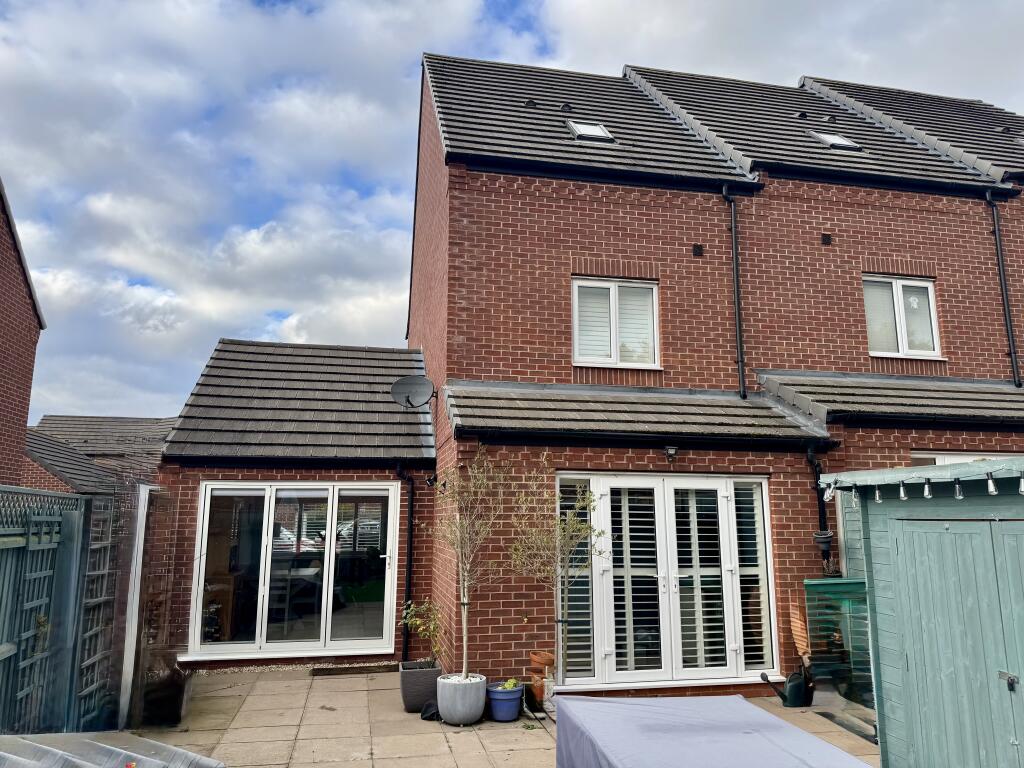 Additional image 16 of New Meadow Close, Dickens Heath, Solihull, B90