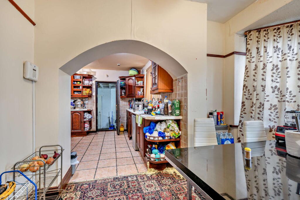 Additional image 7 of Joinings Bank, Oldbury, B68