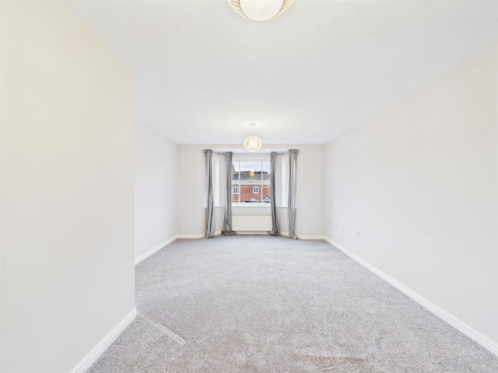 Additional image 8 of 28 Wharf Lane Solihull B91 2LE