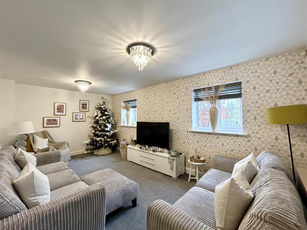 Additional image 7 of Poppy Avenue, Oldbury