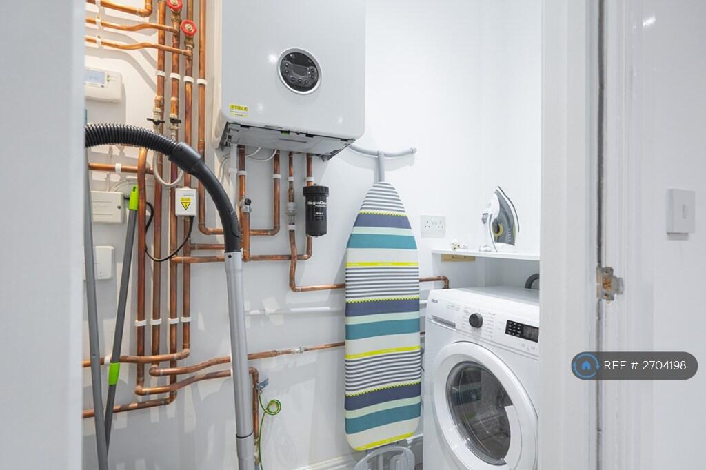 Additional image 10 of Bearwood Road, Smethwick, B66