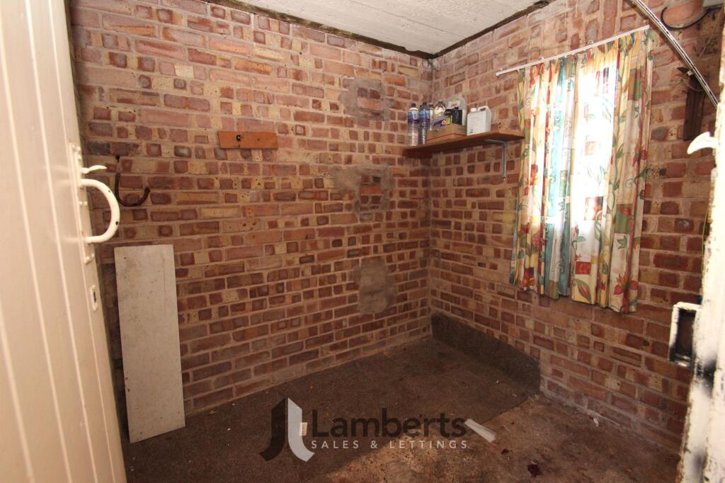 Additional image 15 of Crooks Lane, Studley, B80