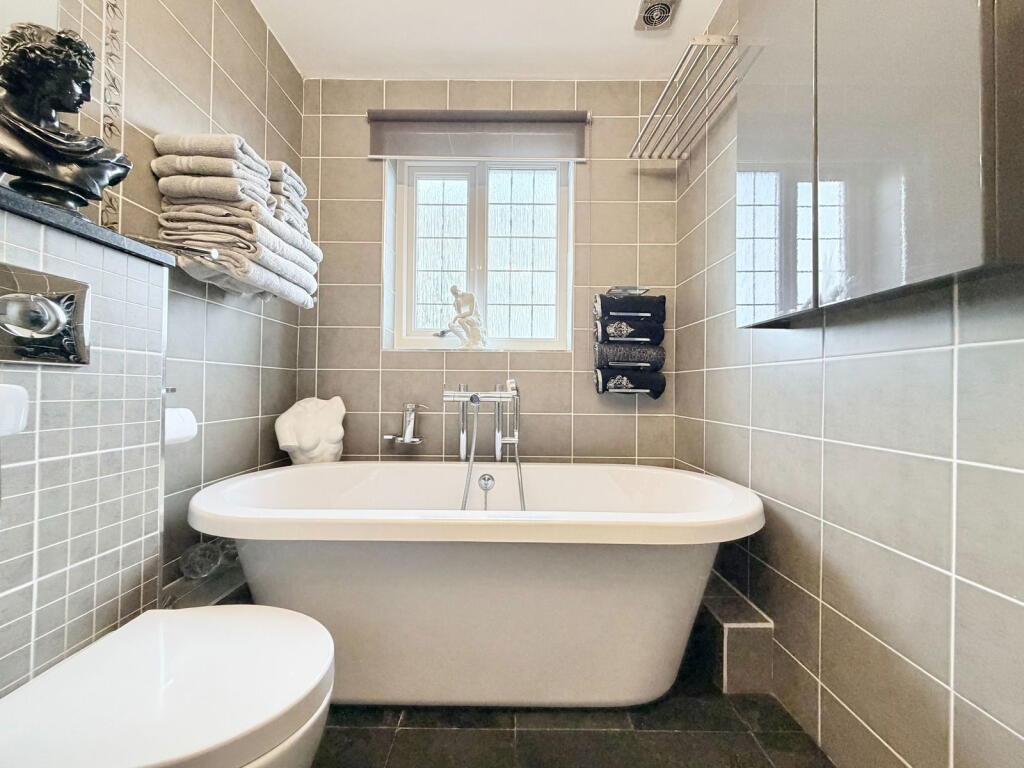 Additional image 23 of Haslucks Green Road, Shirley, B90 1DX