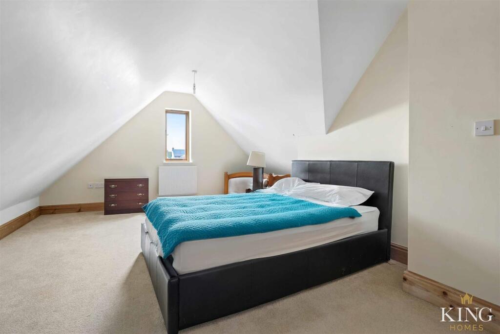 Additional image 18 of Holt Road, Studley