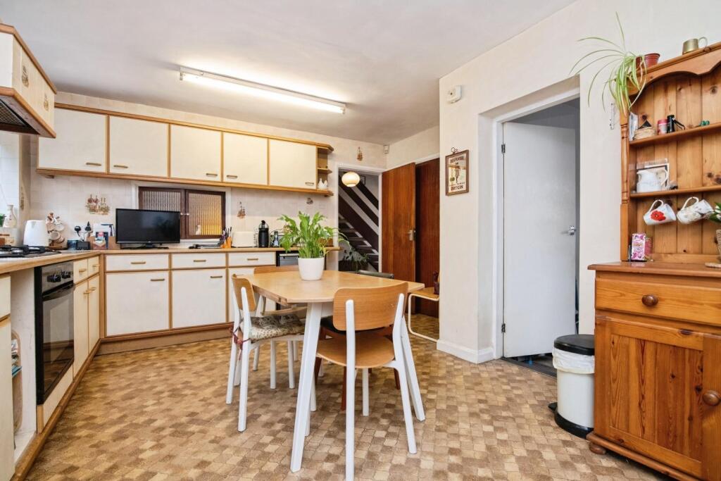 Additional image 8 of Warwick Road, Solihull