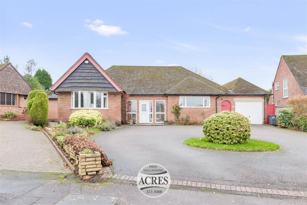 Waters Drive, Four Oaks