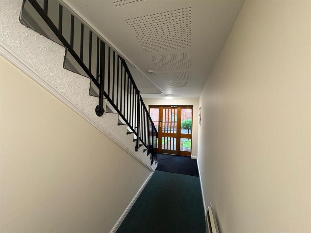 Additional image 10 of 38 Ashwood Close, Oldbury, West Midlands, B69 4SD