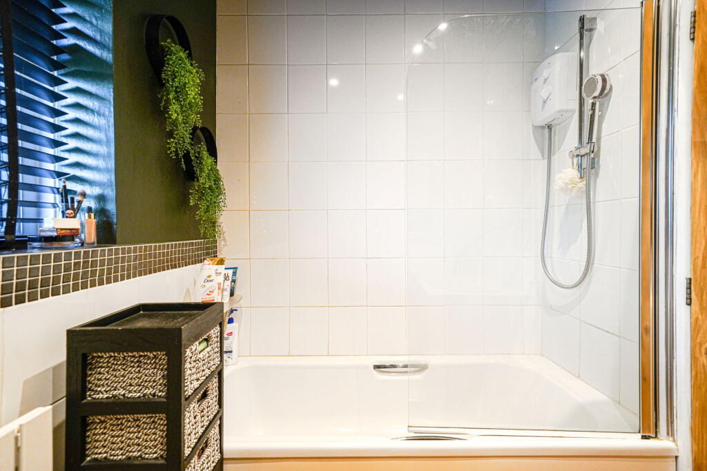 Additional image 21 of Stratford Road, Shirley