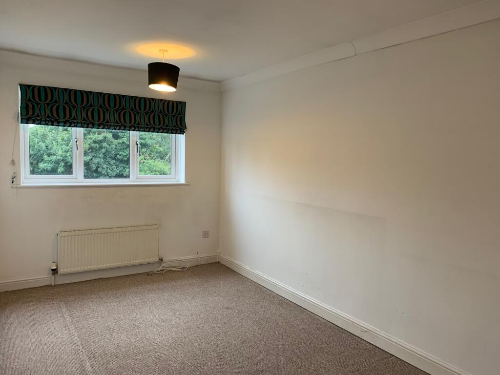 Additional image 5 of Litton, Tamworth, B77