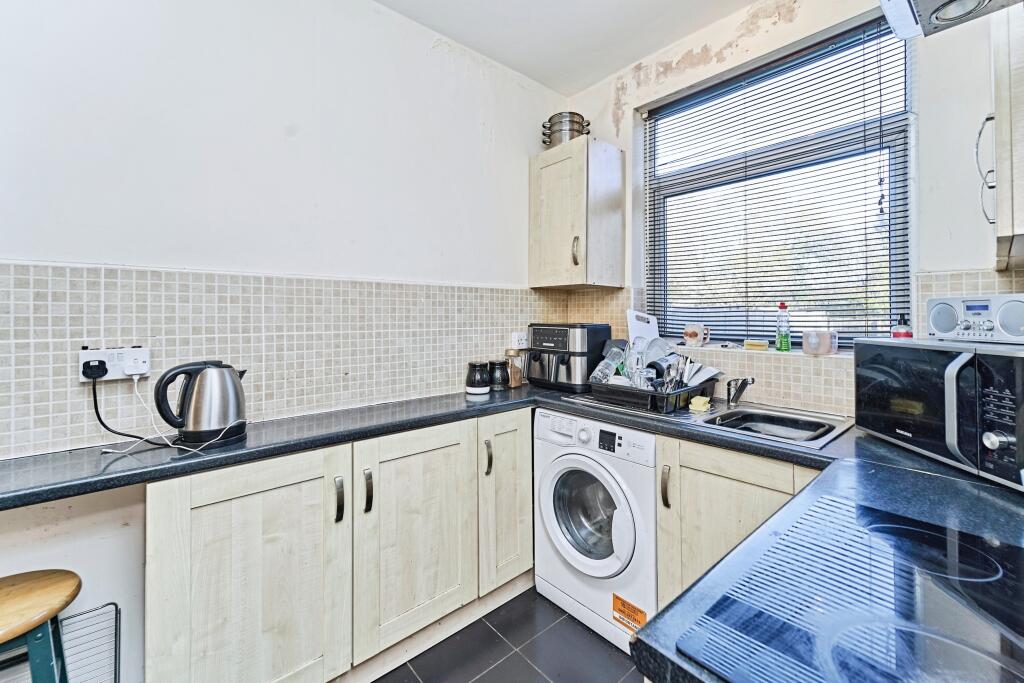 Additional image 7 of Lynton Avenue, West Bromwich, B71