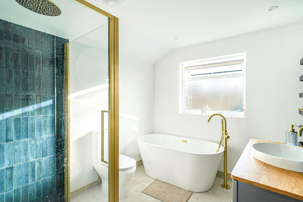 Additional image 14 of Cropthorne Road, Shirley