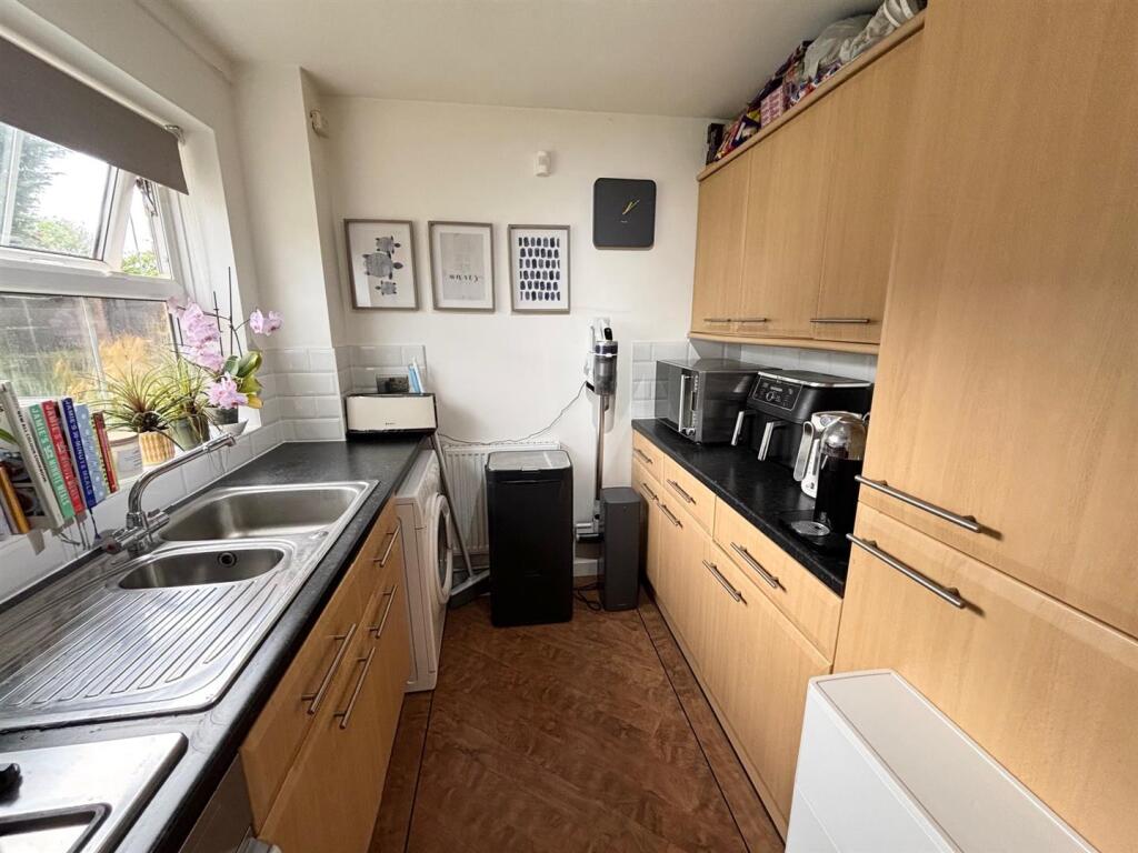 Additional image 5 of Woodbury Grove, Solihull, West Midlands