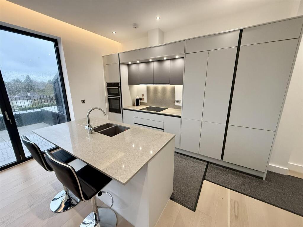 Additional image 9 of Broadoaks, 548 Streetsbrook Road, Solihull