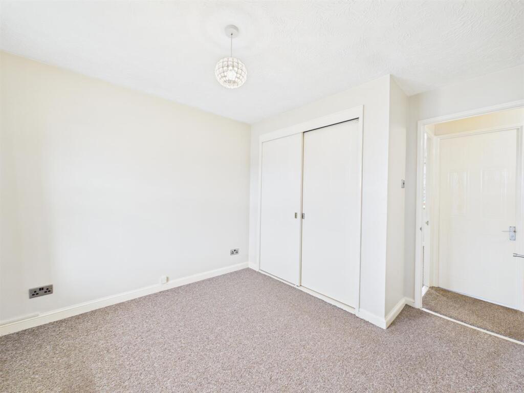 Additional image 11 of 70 Charterhouse Drive Solihull B91 3FH