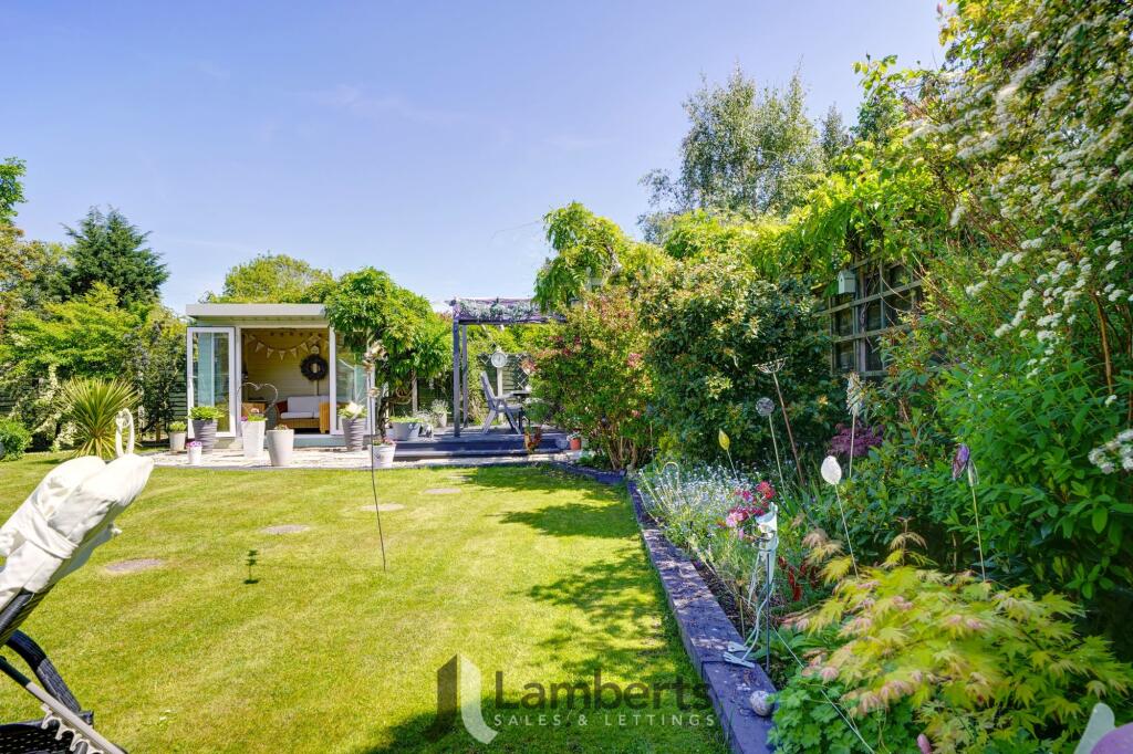 Additional image 37 of Birmingham Road, Mappleborough Green, B80