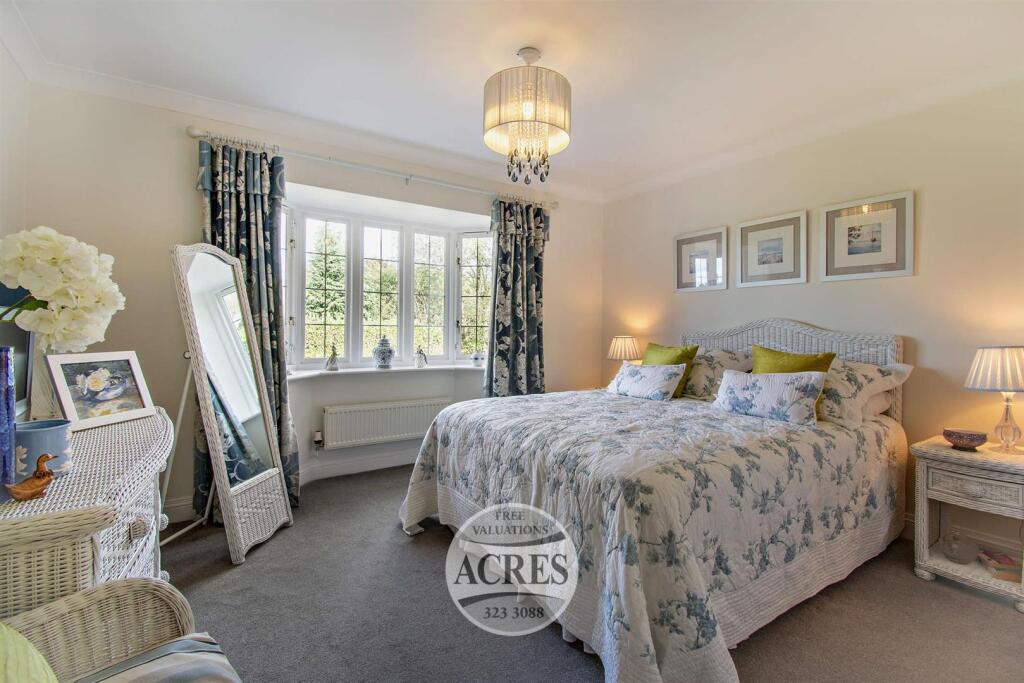 Additional image 24 of Newick Avenue, Little Aston Park