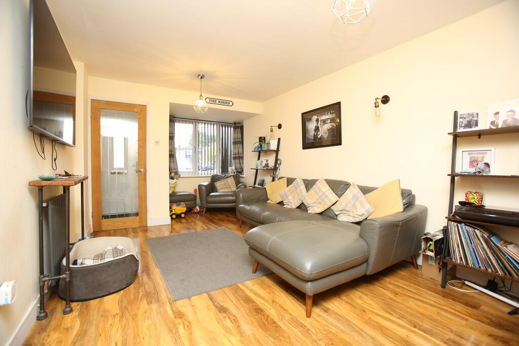 Additional image 4 of Sunfields Close, Polesworth