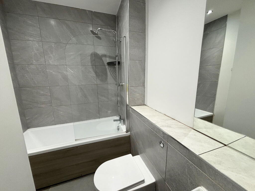 Additional image 7 of 105 Knights House, The Parade , Sutton Coldfield, B72 1QB