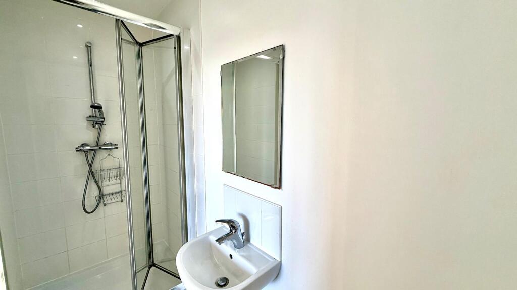 Additional image 16 of Dumolos Lane, Glascote