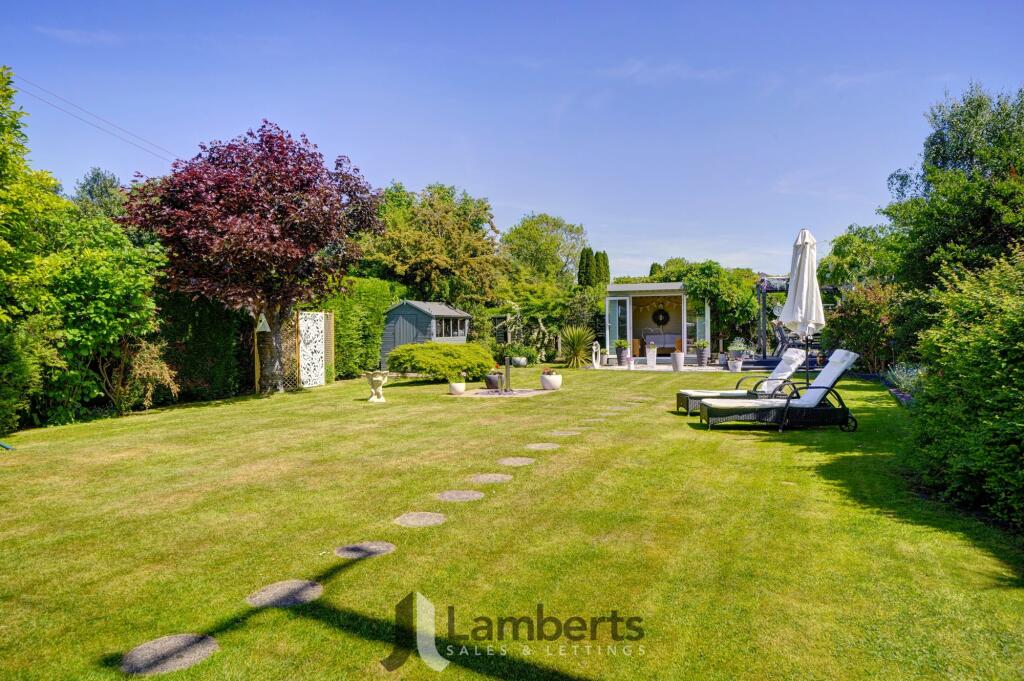 Additional image 4 of Birmingham Road, Mappleborough Green, B80