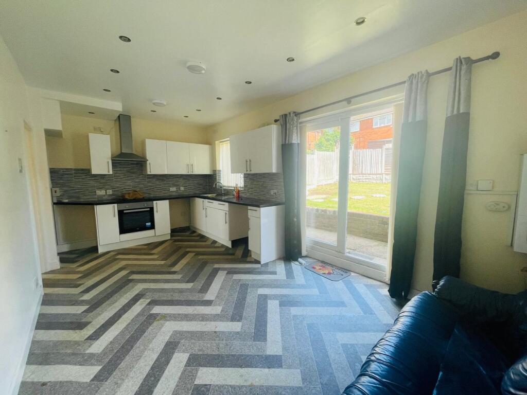 Additional image 2 of Beverley Road, West Bromwich, B71