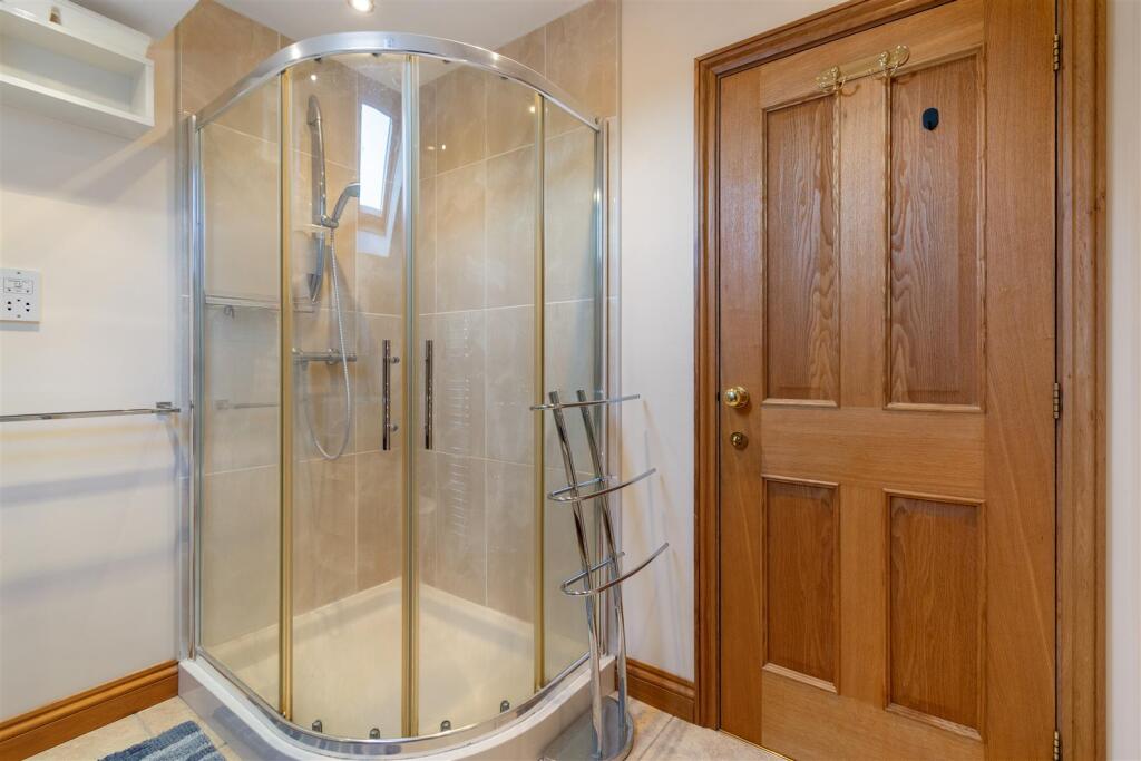 Additional image 32 of Newick Avenue, Little Aston