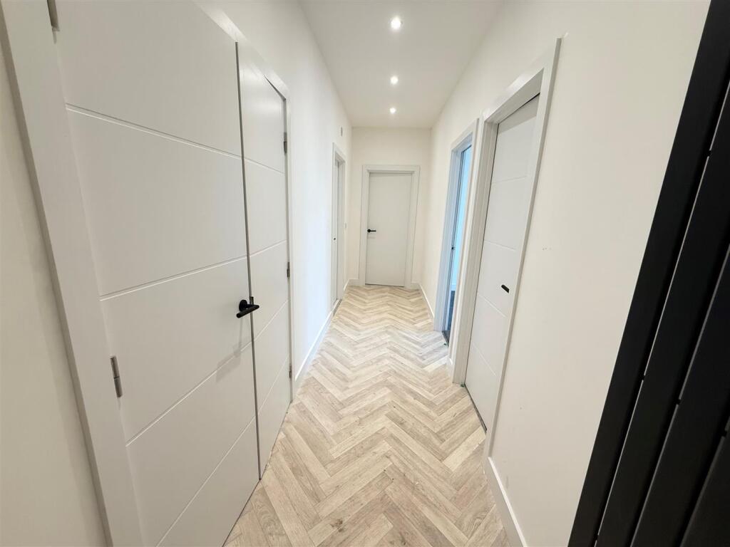 Additional image 5 of Two Bedroom- Black Lake, West Bromwich