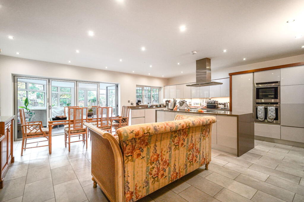 Additional image 6 of Silhill Hall Road, Solihull