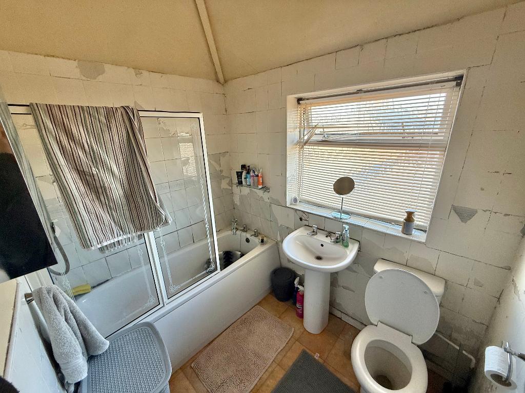 Additional image 9 of Springfield Crescent, West Bromwich, West Midlands, B70 6LN