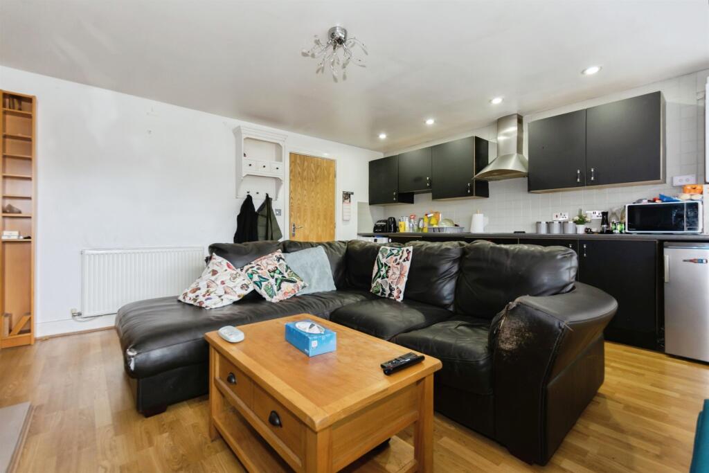 Additional image 7 of Stratford Road, Shirley, Solihull