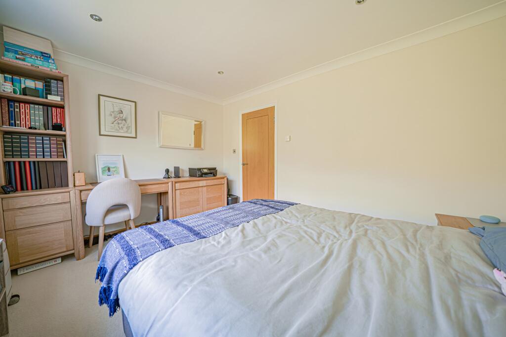 Additional image 10 of Hampton Lane, Woodlawn Hampton Lane, B91