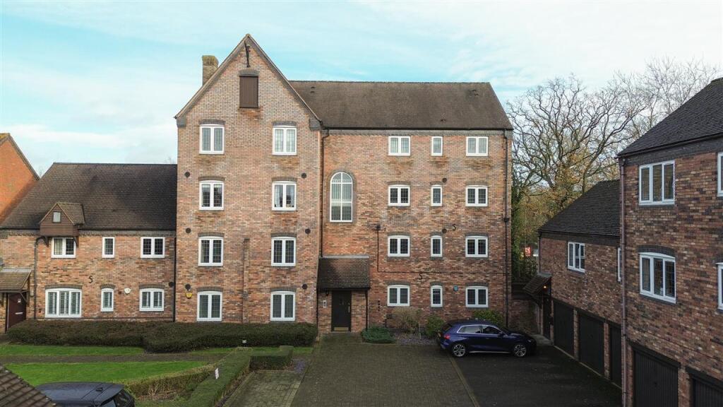 Property image for Broom Lane, Shirley, Solihull