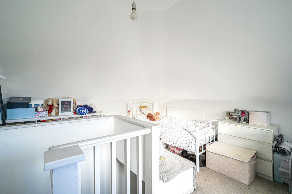 Additional image 16 of Cropthorne Road, Shirley