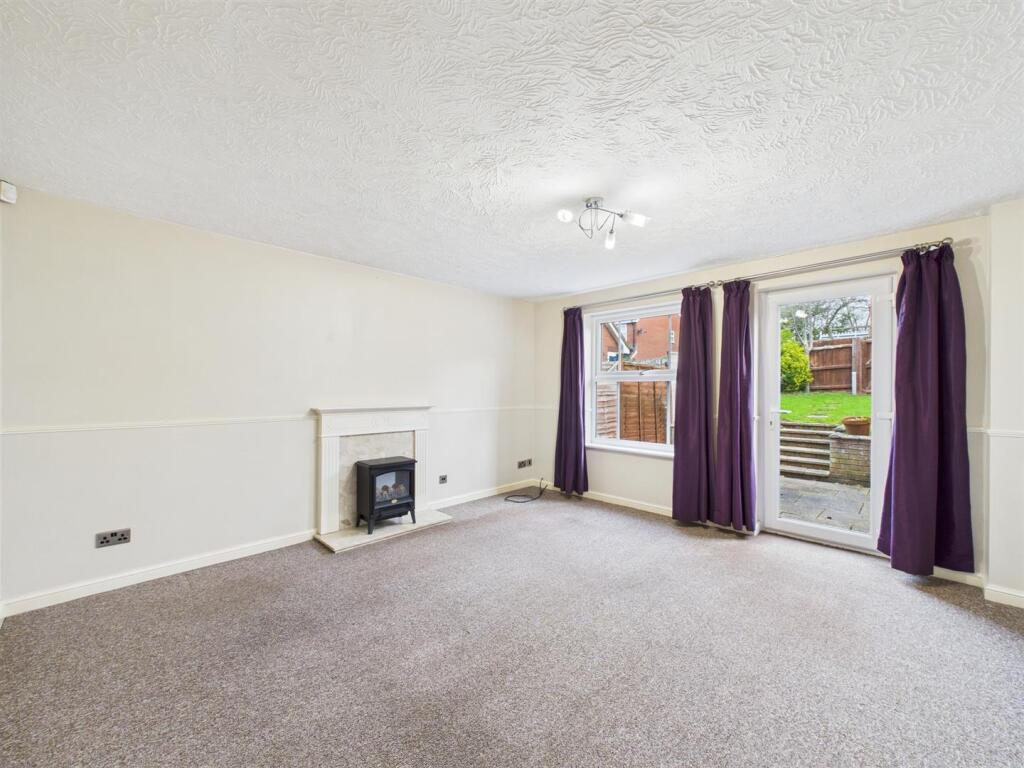 Additional image 3 of 70 Charterhouse Drive Solihull B91 3FH