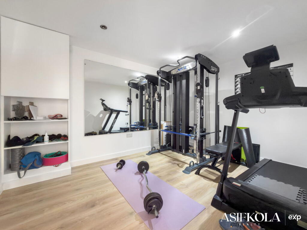 Additional image 12 of Battalion Drive, Sutton Coldfield, B75 7DN