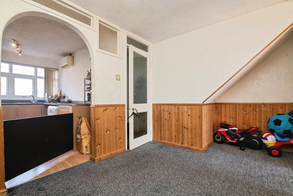 Additional image 4 of Metric Walk, Smethwick