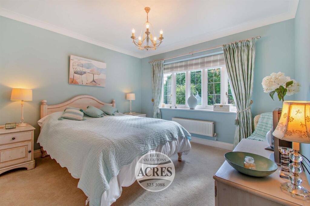 Additional image 25 of Newick Avenue, Little Aston Park