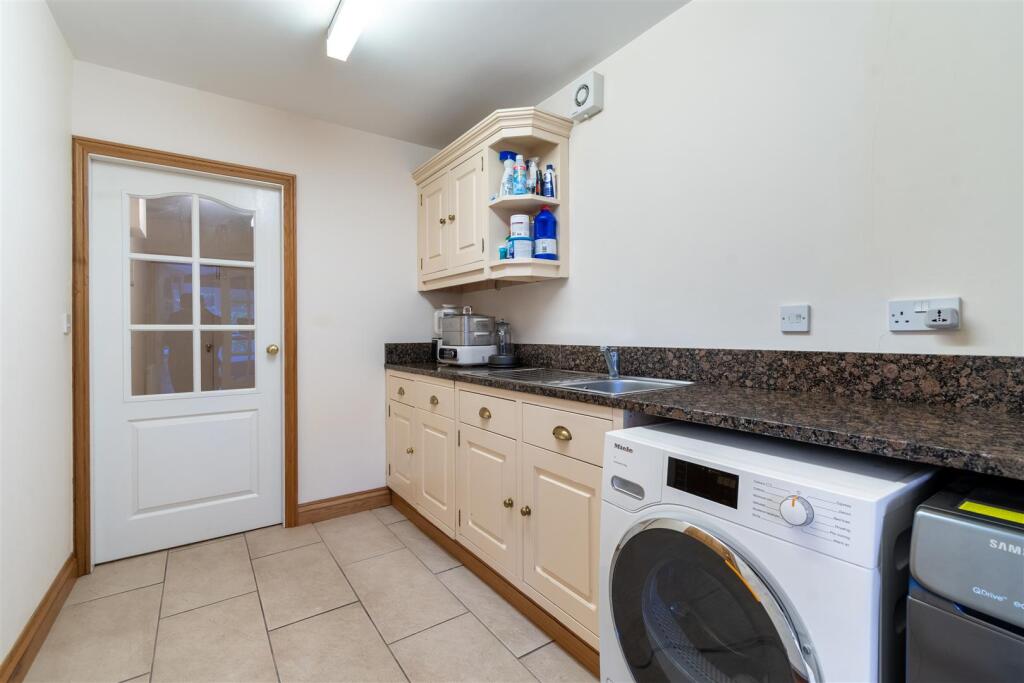 Additional image 11 of Newick Avenue, Little Aston