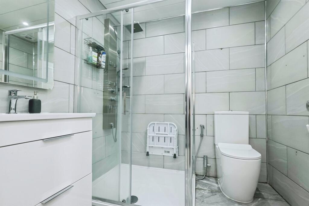 Additional image 14 of Farm Road, Oldbury