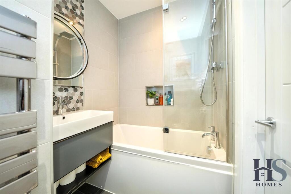 Additional image 33 of Shakespeare Drive, Shirley