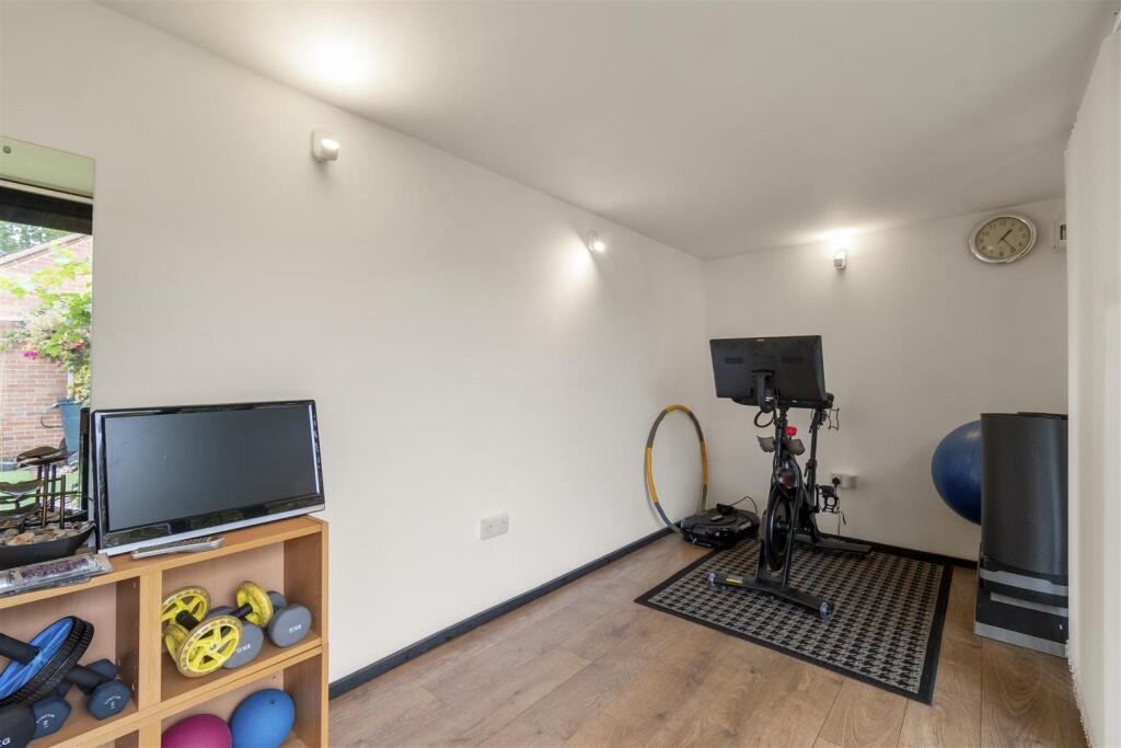 Additional image 19 of Vixen Close, Sutton Coldfield