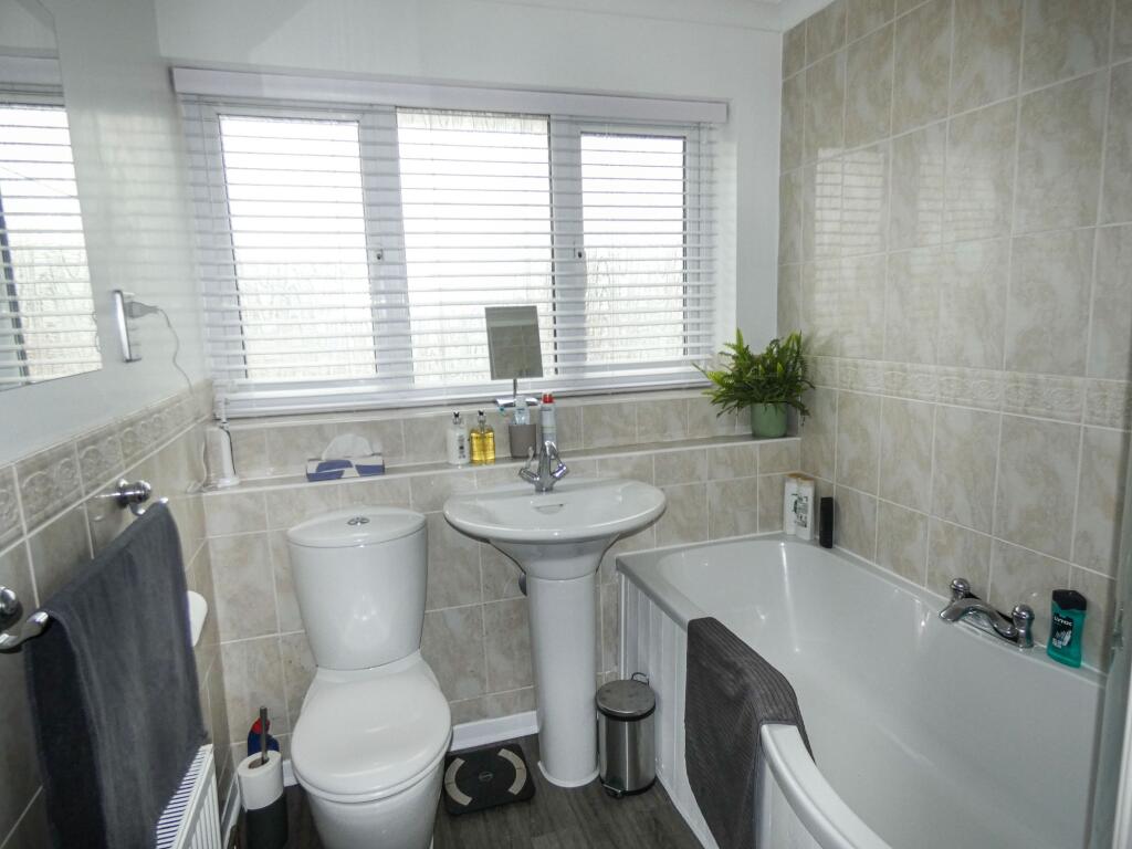 Additional image 12 of Stephenson Close, Glascote, B77