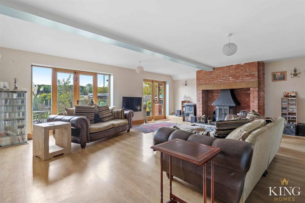 Additional image 31 of Holt Road, Studley