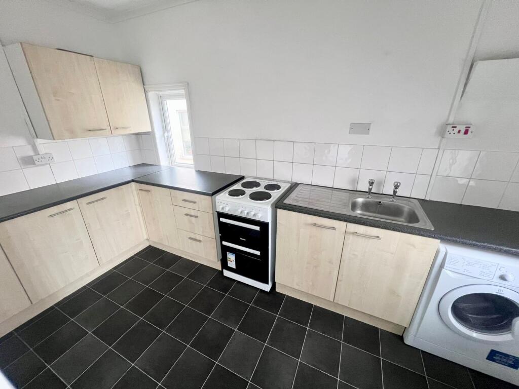 Additional image 8 of Yew Tree Lane, SOLIHULL