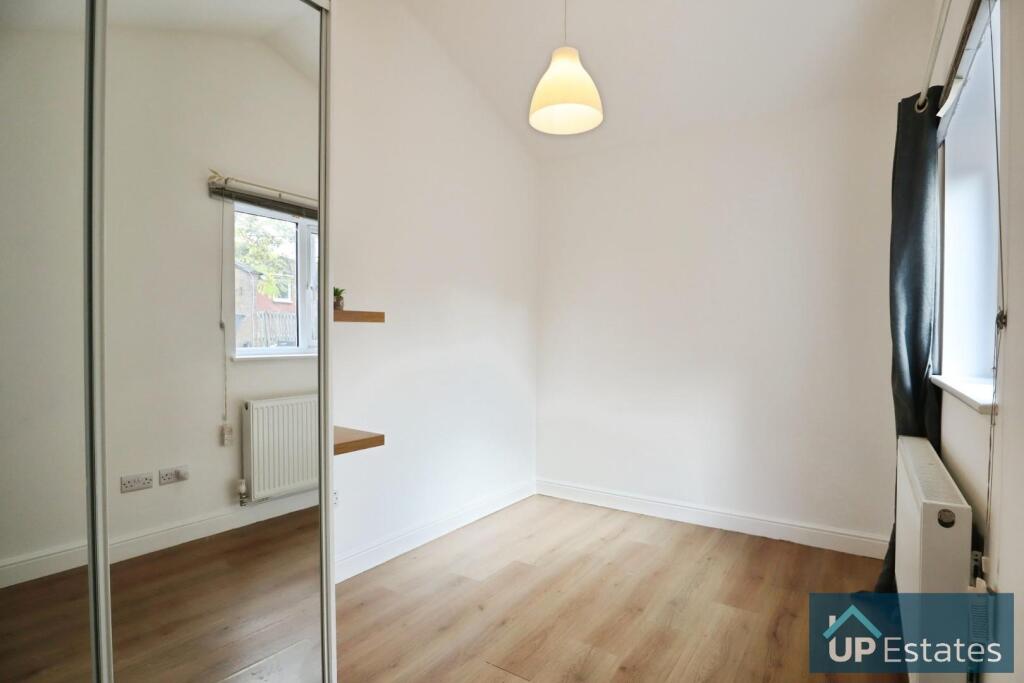 Additional image 6 of Saffron, Tamworth