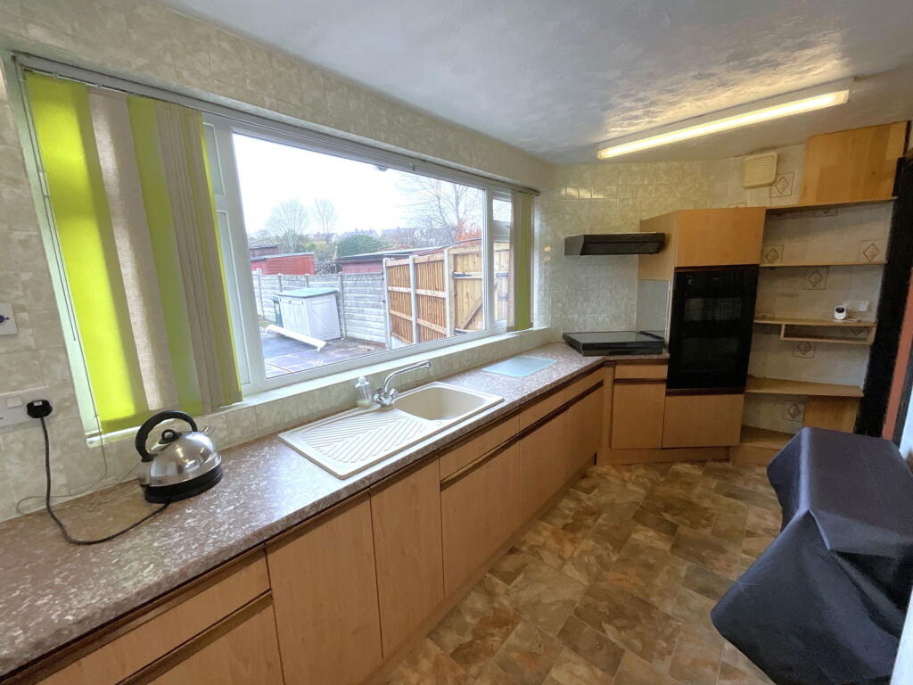 Additional image 4 of CRADLEY HEATH, Hickmans Avenue