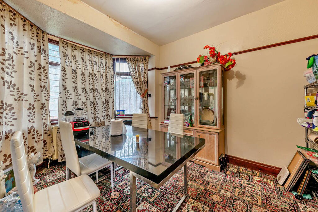 Additional image 10 of Joinings Bank, Oldbury, B68