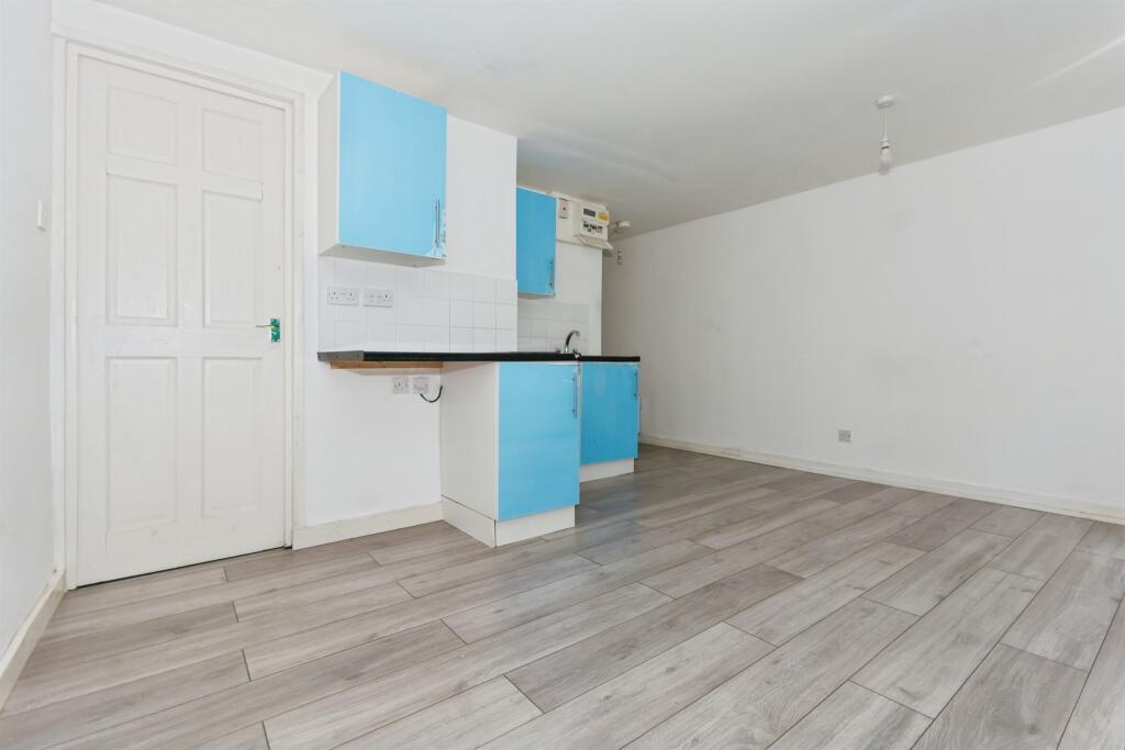 Additional image 2 of St. Matthews Road, SMETHWICK