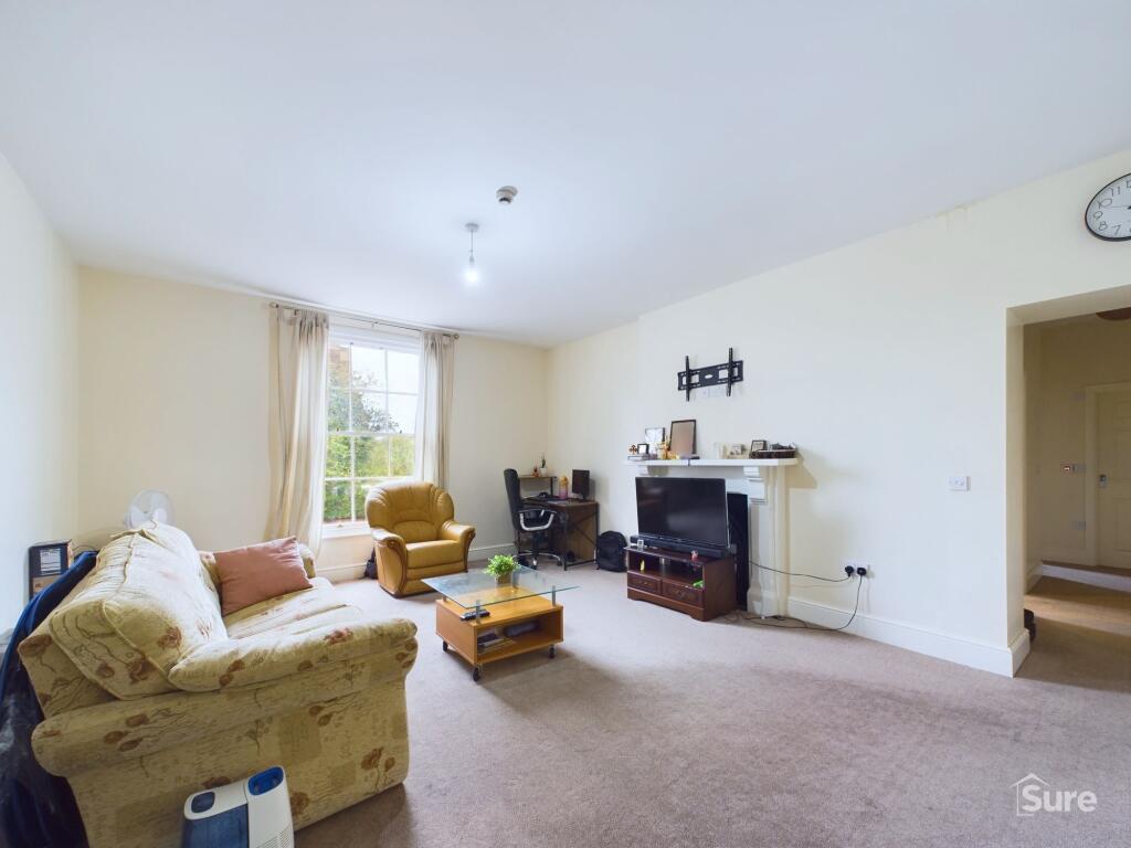 Additional image 4 of Lichfield Street, Tamworth, B79