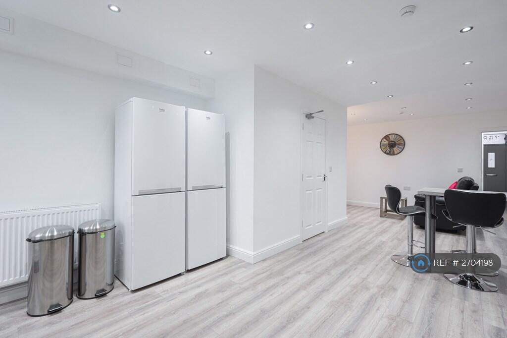 Additional image 9 of Bearwood Road, Smethwick, B66